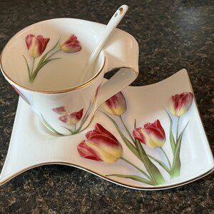 Adeline Collection Tea Cup with wave plate and spoon
